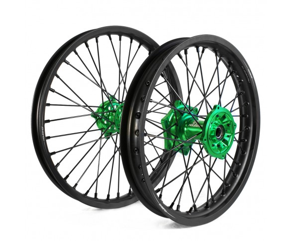 Holeshot, Komplett Hjulset, 2,15/1,60, 19/21", BAK FRAM, MATT SVART GRÖN, Kawasaki 06-18 KX450F, 06-08 KX250, 19-20 KX250, 06-18 KX250F, 06-08 KX125
